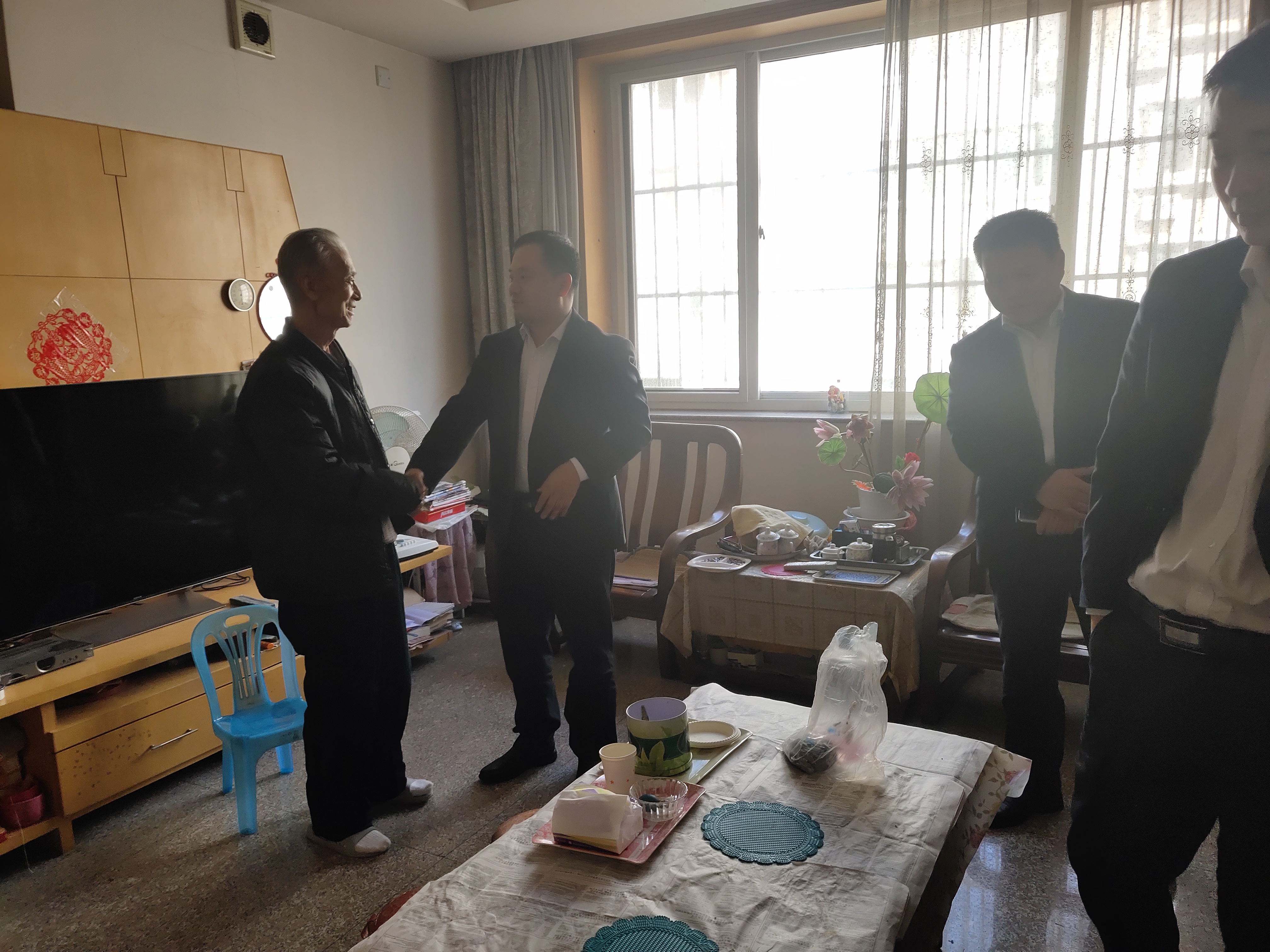 微信图片_20181018100153_看图王.jpg